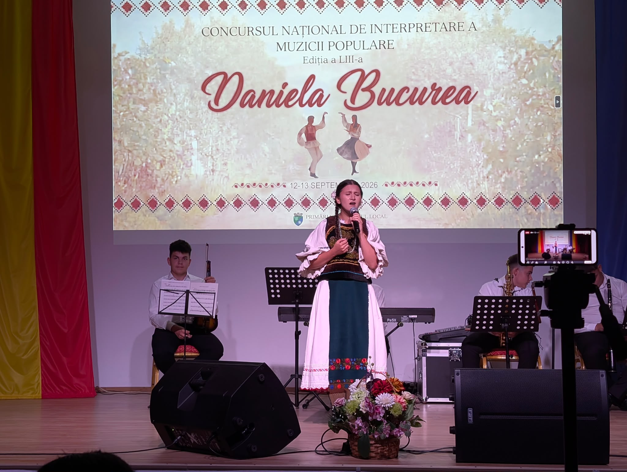 AVRIG: Daniela Bucurea a câștigat Trofeul „Florile Oltului”. Cine sunt laureații ediției din acest an