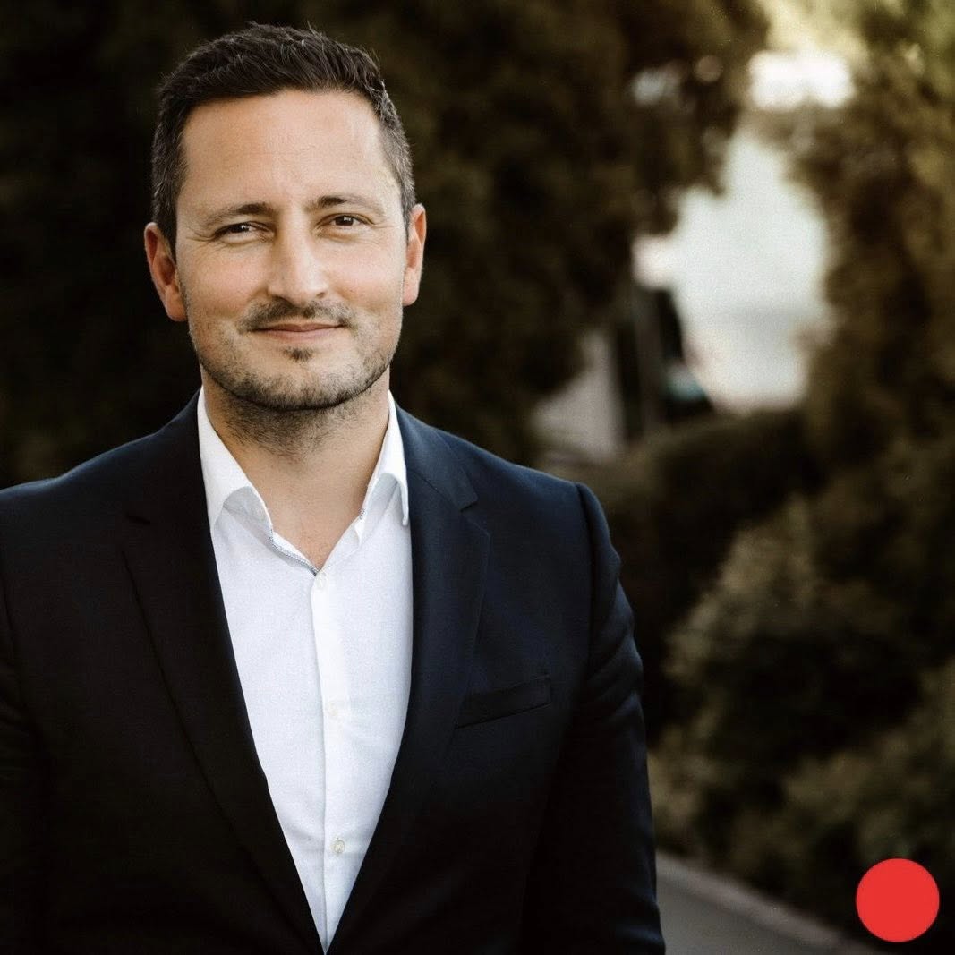 Nicu Ştefănuţă, vicepreşedinte Parlamentul European: ”Parlamentul să fie măturat efectiv de vechi politicieni, de corupți și de papițoi agramați”