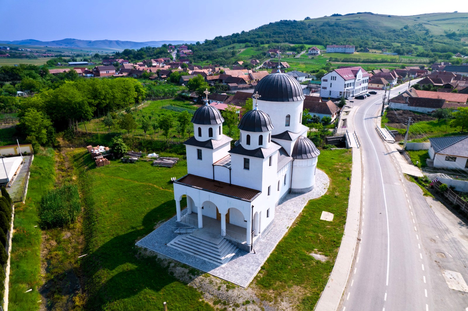 Păuca: Noua biserică va fi sfințită de Mitropolitul Ardealului