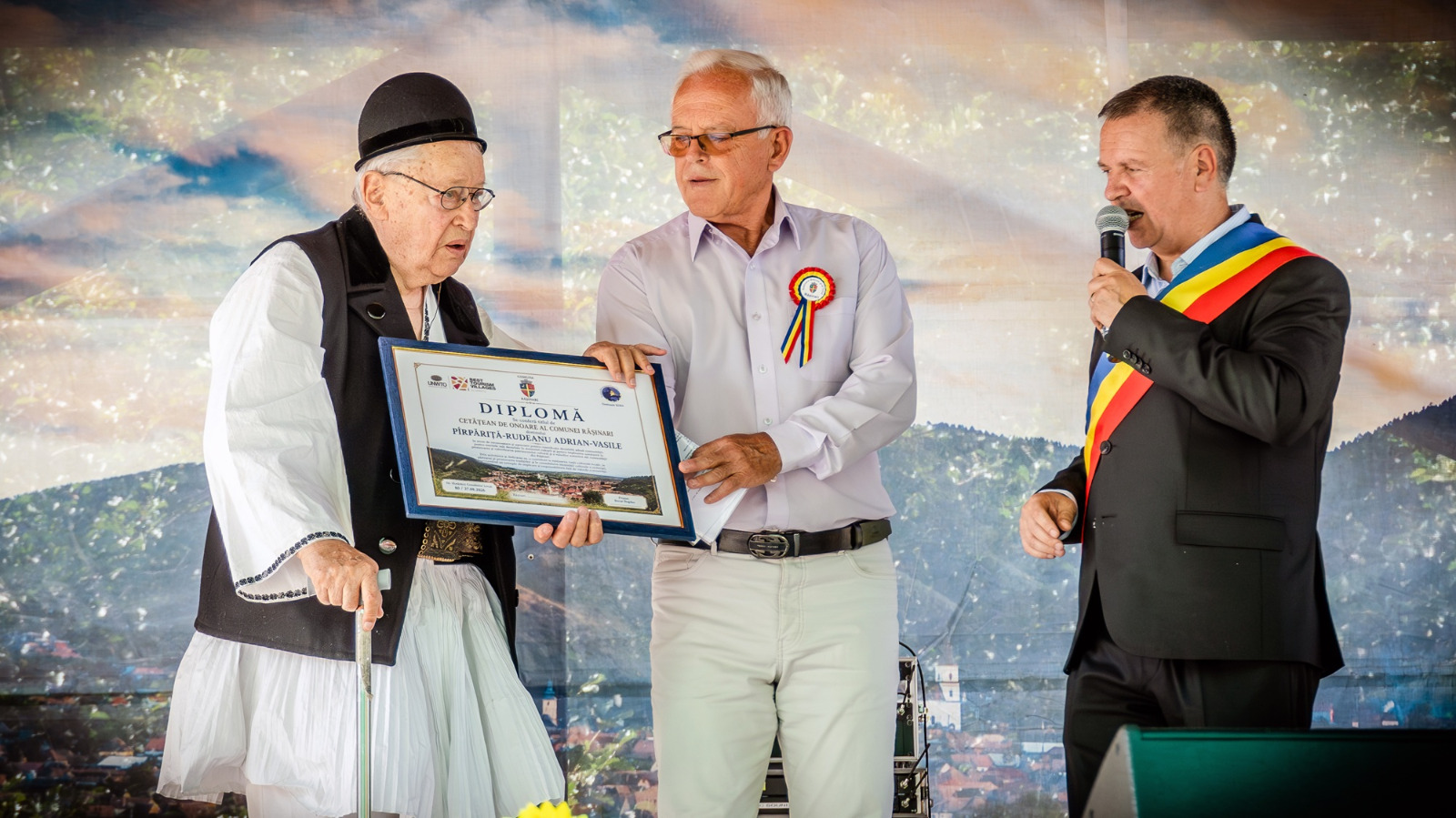 RĂȘINARI: Comunitatea are un nou Cetățean de Onoare