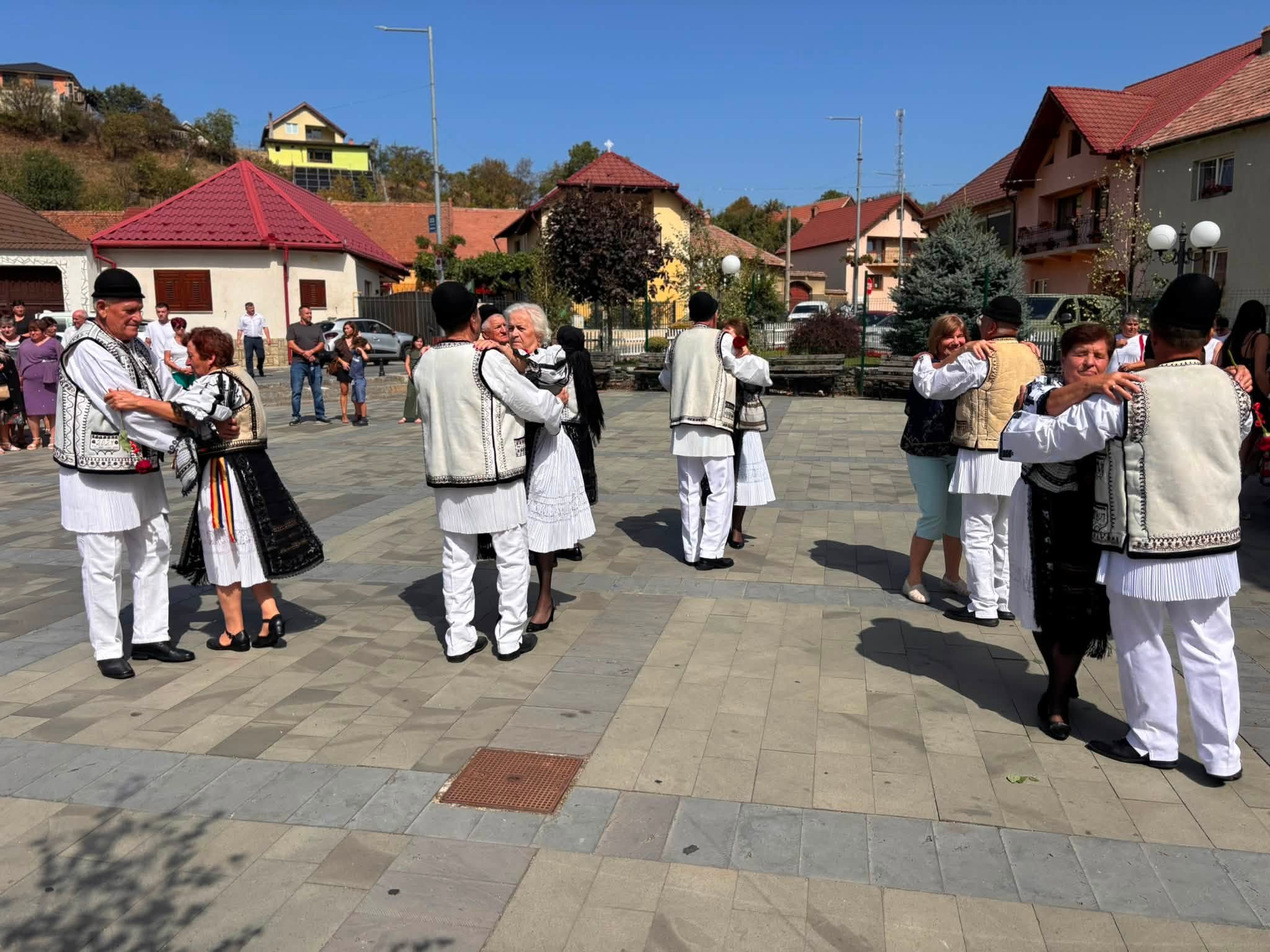 SADU: Ziua Satului Românesc, în ultima duminică din luna septembrie