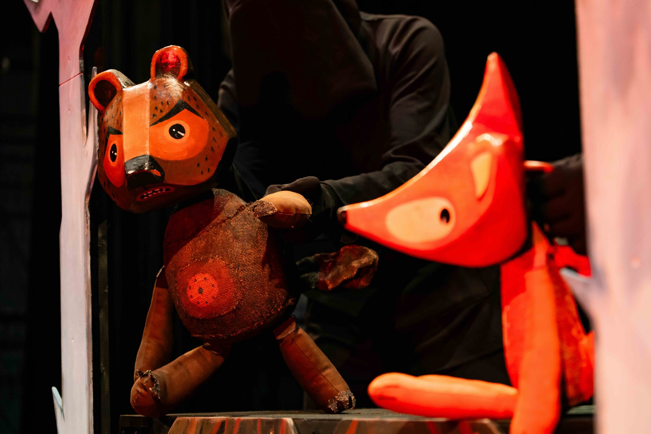 Poveștile lui Ion Creangă se aud și în limba germană la Teatrul „Gong” din Sibiu
