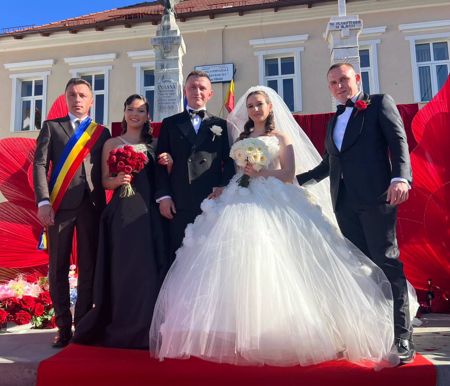 POIANA SIBIULUI: Cununia civilă cu numărul 100, oficiată de primarul comunei