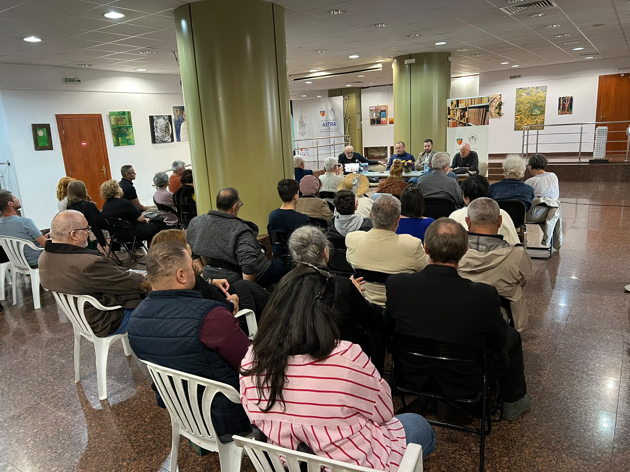 „Câteva semne”, noul volum de poezie al lui Gabriel Hasmațuchi, lansat la Sibiu