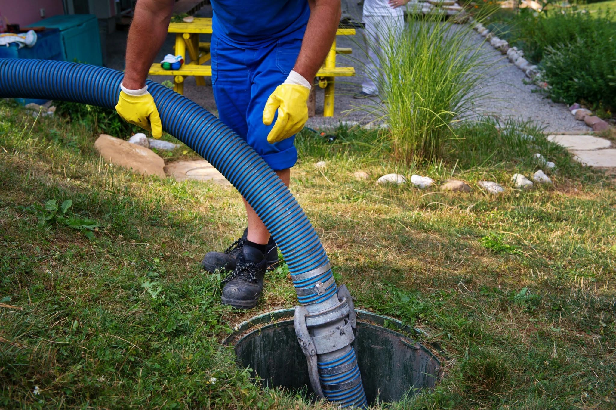 AVRIG: Proprietarii de fose septice, în atenția autorităților. Riscă amenzi de până la 10.000 de lei