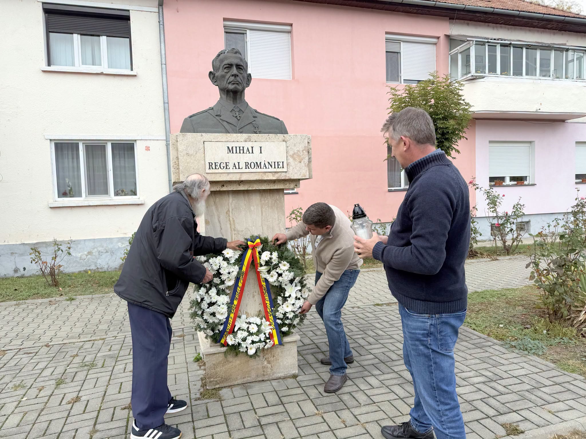 COPȘA MICĂ: Regele Mihai I al României, omagiat de comunitatea locală