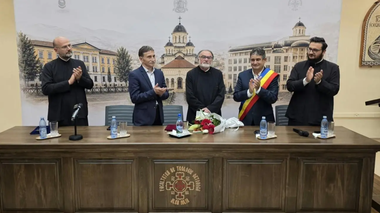 POIANA SIBIULUI: Fiul satului, părintele George Remete, a devenit Cetățean de Onoare al municipiului Alba Iulia